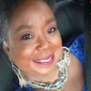 Meet your Posher, Damarys